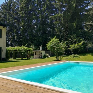 Outside Summer 3, Villa Sofia, Sirtori, Lombardei, Lombardy, Italy