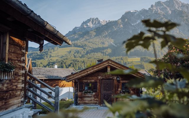 Pool mit Bergblick