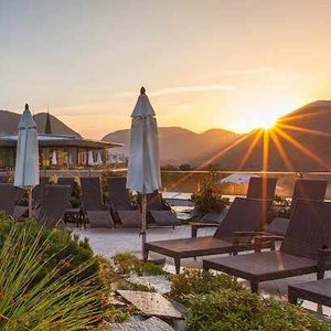 Sonnenuntergang auf der Dachterrasse-Hotel EDELWEISS Berchtesgaden