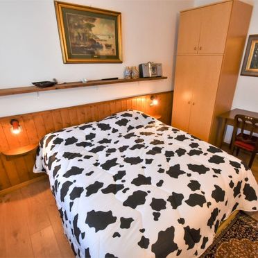 Innen Winter 28, Villa Lucia, Pellizzano, Trentino, Trentino-Südtirol, Italien