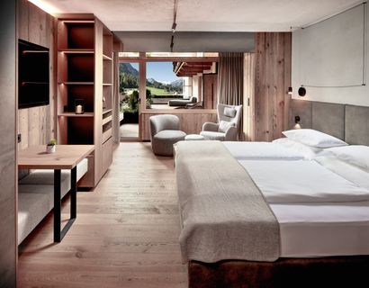 Vitalhotel Edelweiss: DZ Edelweiss Alpin Style mit Bergblick