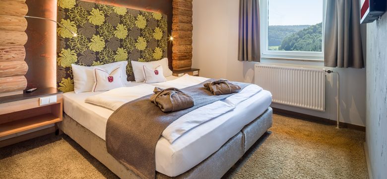 Landhaus Sponsel-Regus: Natur-Suite "Schwalbennest" image #1