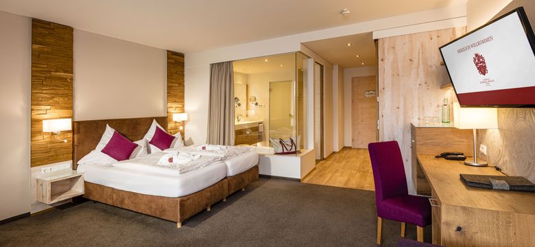 Landhaus Sponsel-Regus: Junior-Suite "Schlössla" image #1