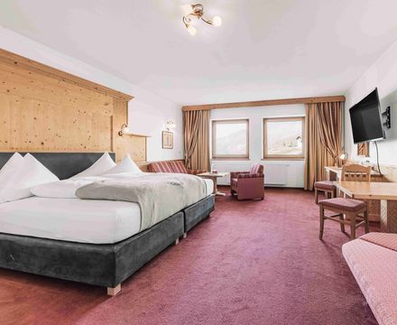 Offer: 30.11. - 01.12. - Ski | Golf | Wellness  Hotel Riml ****S