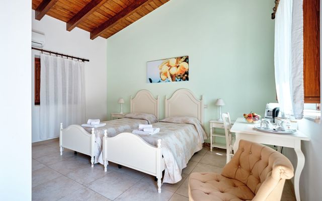 Dreibettzimmer  image 1 - La Massaria | Stornara | Apulien | Italien
