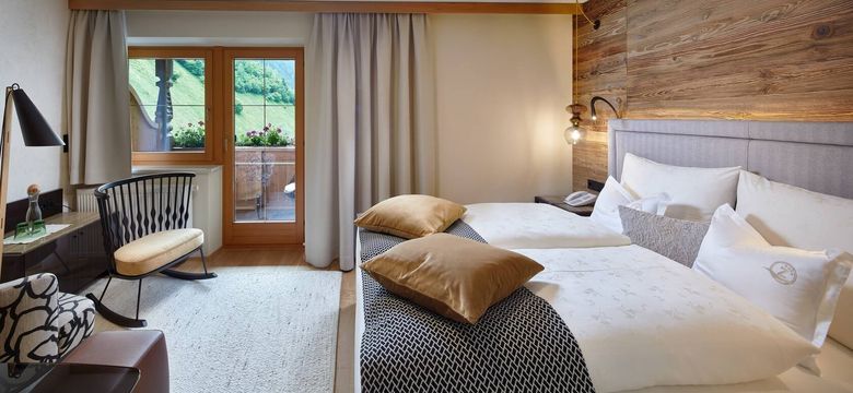 ZillergrundRock Luxury Mountain Resort: Tiroler Winter & Skizauber