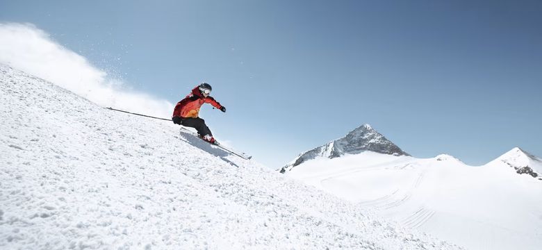 ZillergrundRock Luxury Mountain Resort: Winter start & ski opening 7=6