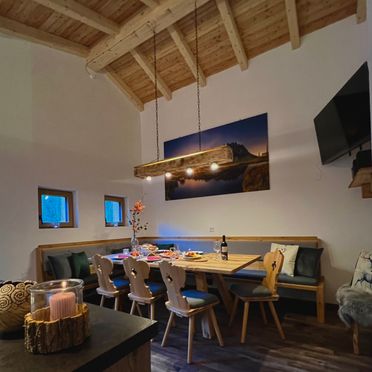 Dining area, Riedlfeld Chalet, Dienten am Hochkönig, Salzburg, Salzburg, Austria