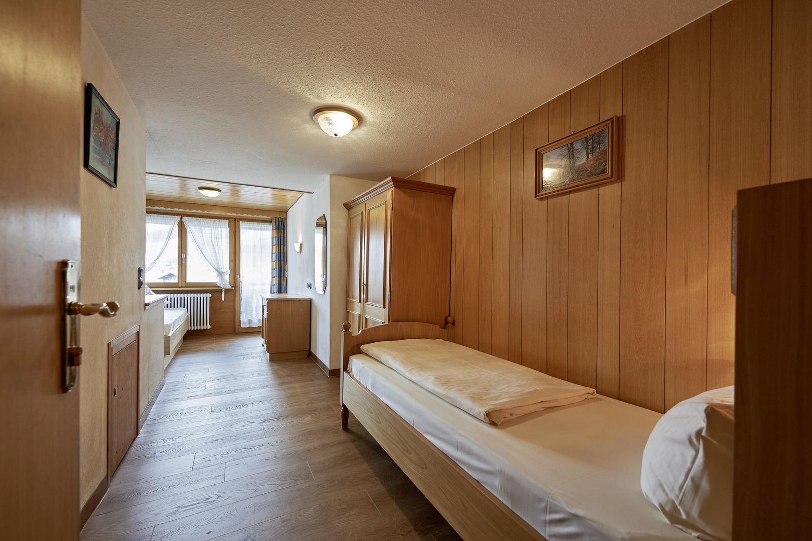 Daheim Economy image 1 - Hotel-Restaurant Adler