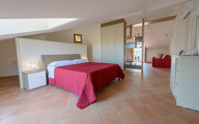 Apartment 'Pomegranate' image 2 - B&B-Bifora | Ogliastro | Kampanien | Italien 