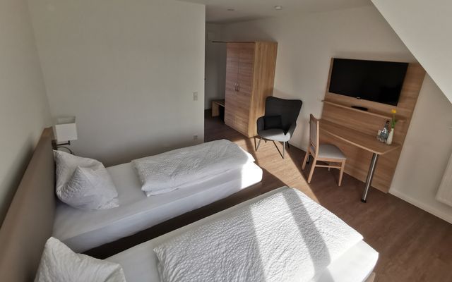 Accommodation Room/Apartment/Chalet: DOUBLE ROOM on the upper floor - can also be booked as a single room