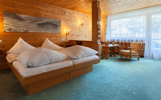 Kétágyas szoba Standard Dél image 2 - Motorrad - Skihotel Hotel | Post | Pfunds | Tirol | Austria