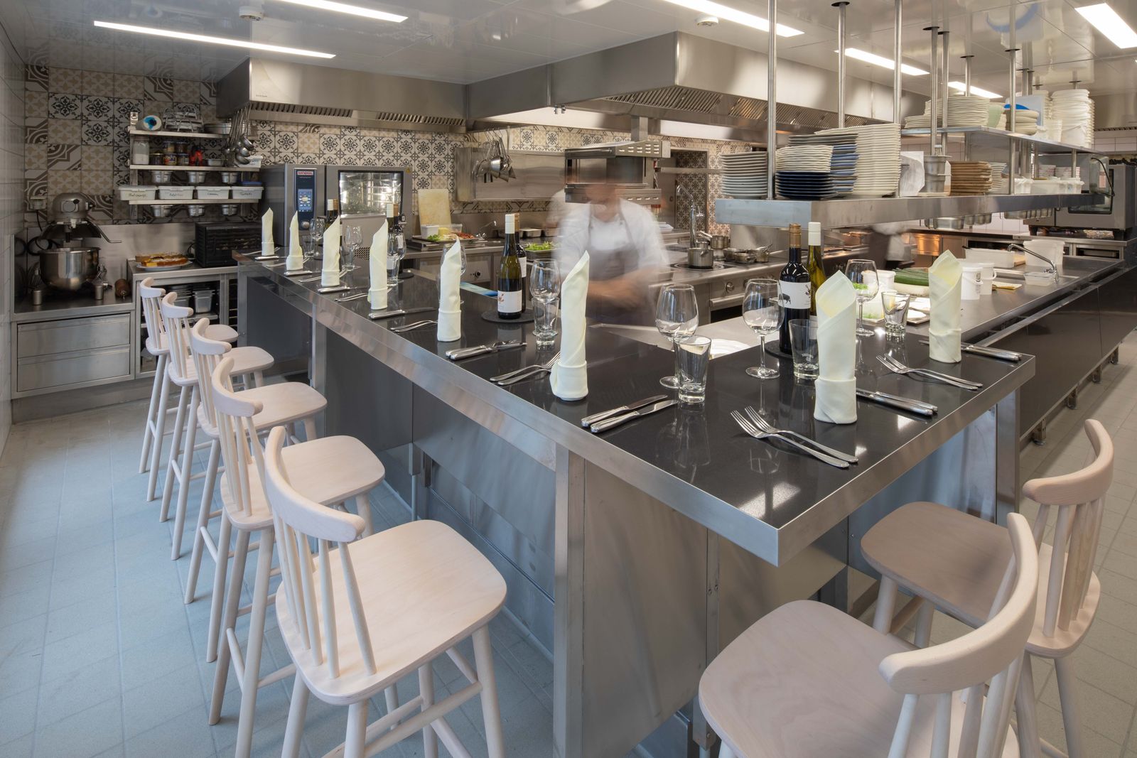 Waren Sie schon mal bei Christian in der Küche? image 1 - Buchnas Landhotel Saarschleife