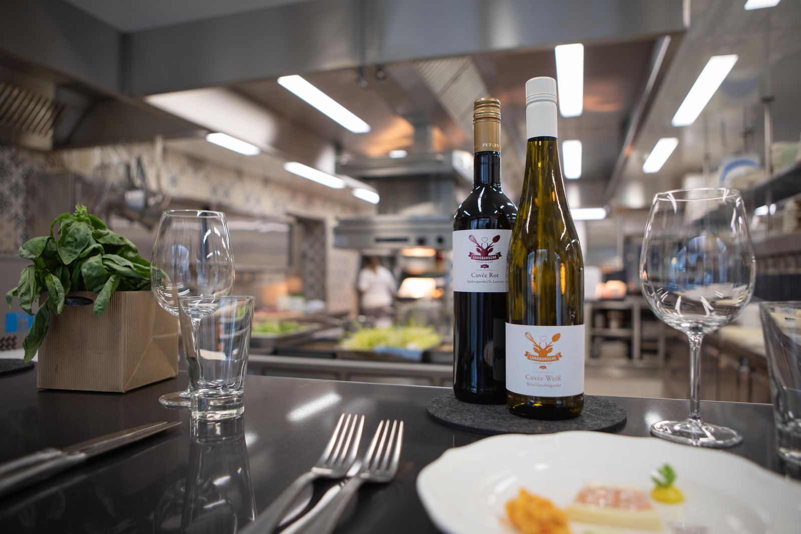 Waren Sie schon mal bei Christian in der Küche? image 6 - Buchnas Landhotel Saarschleife