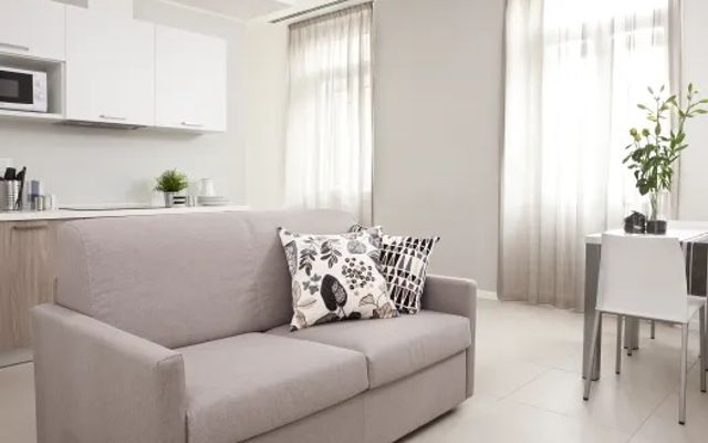 Unterkunft Zimmer/Appartement/Chalet: Appartement Hofansicht 