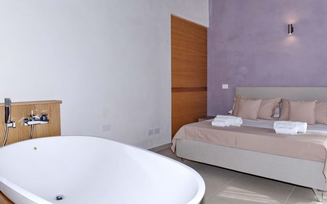 Négyágyas szoba kertre néző kilátással image 6 - Hotel Torre di Fyos | Perdifumo | Kampanien | Italien