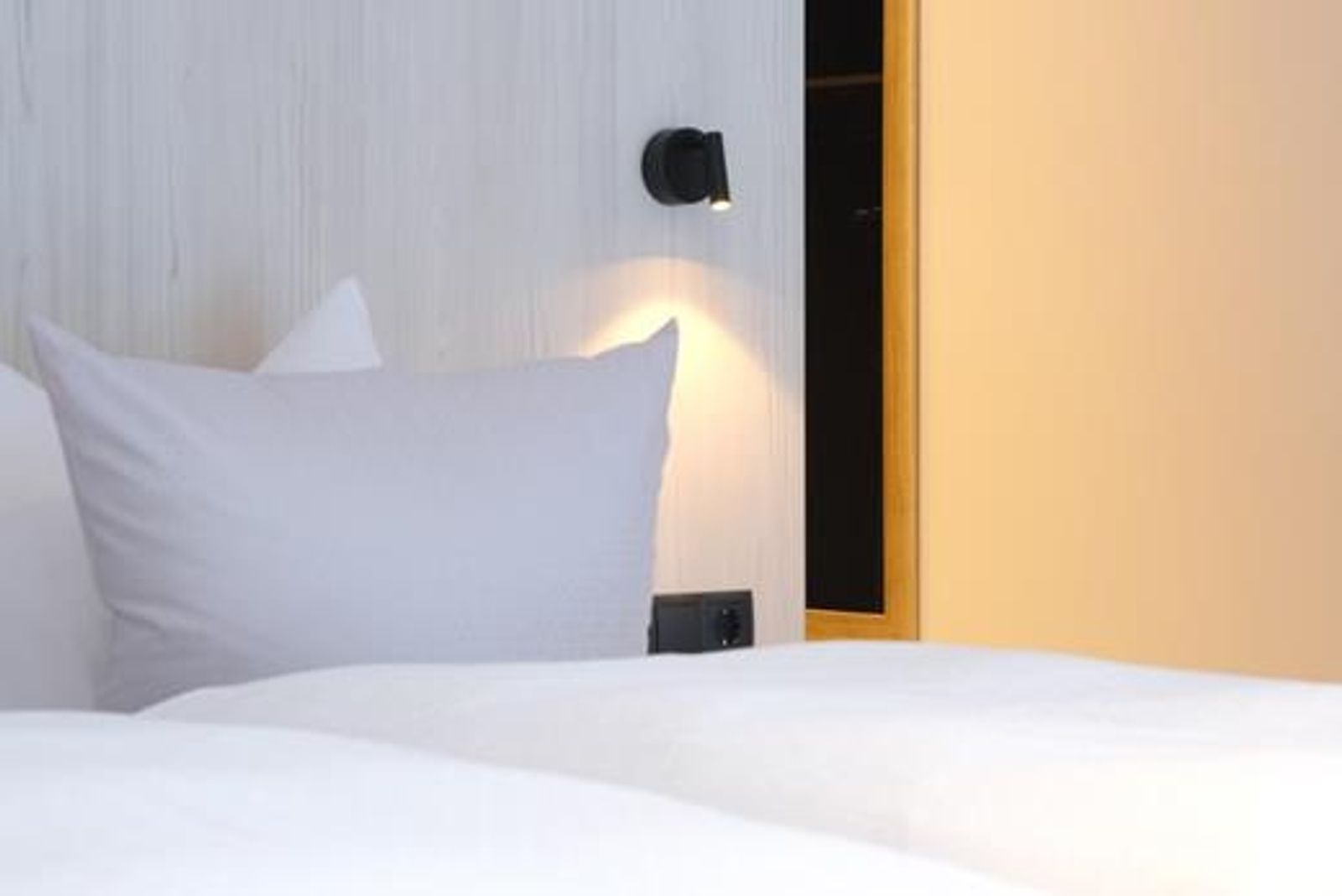 Doppelzimmer image 3 - Hotel die Arlbergerin | St.Anton a. Arlberg | Tirol | Austria