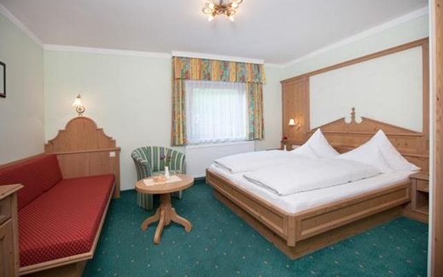 Kétágyas szoba image 2 - Hotel die Arlbergerin | St.Anton a. Arlberg | Tirol | Austria