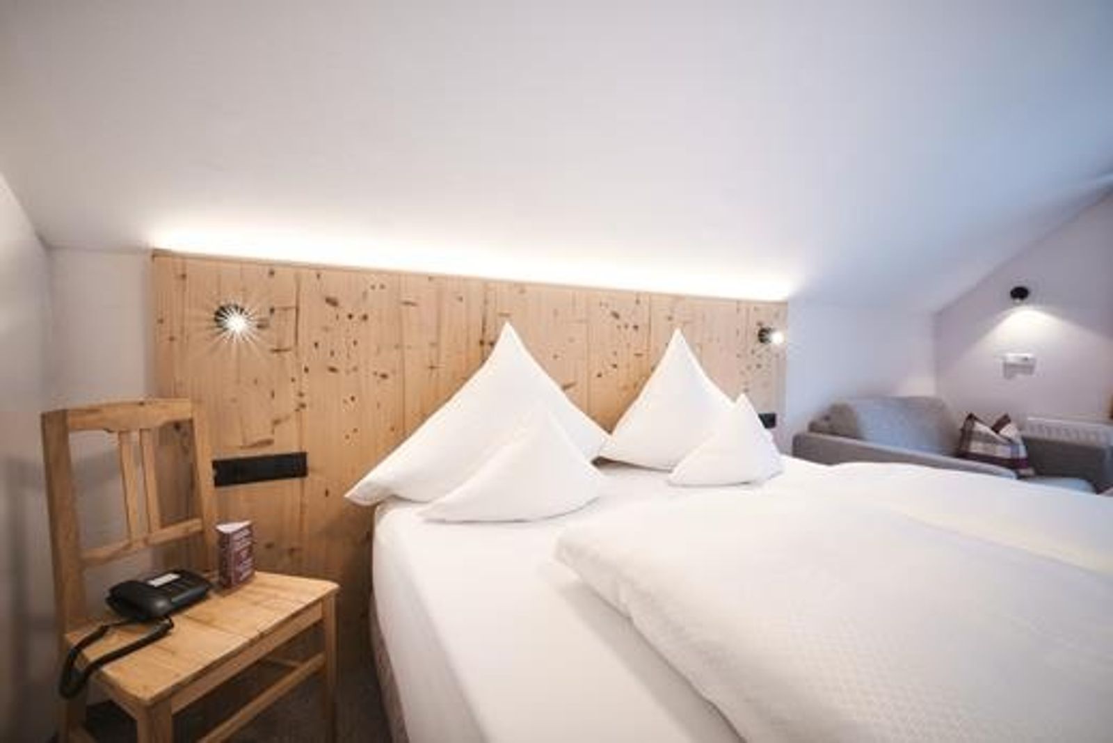 Doppelzimmer image 1 - Hotel die Arlbergerin | St.Anton a. Arlberg | Tirol | Austria