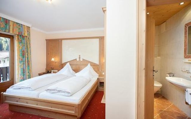 Doppelzimmer image 4 - Hotel die Arlbergerin | St.Anton a. Arlberg | Tirol | Austria