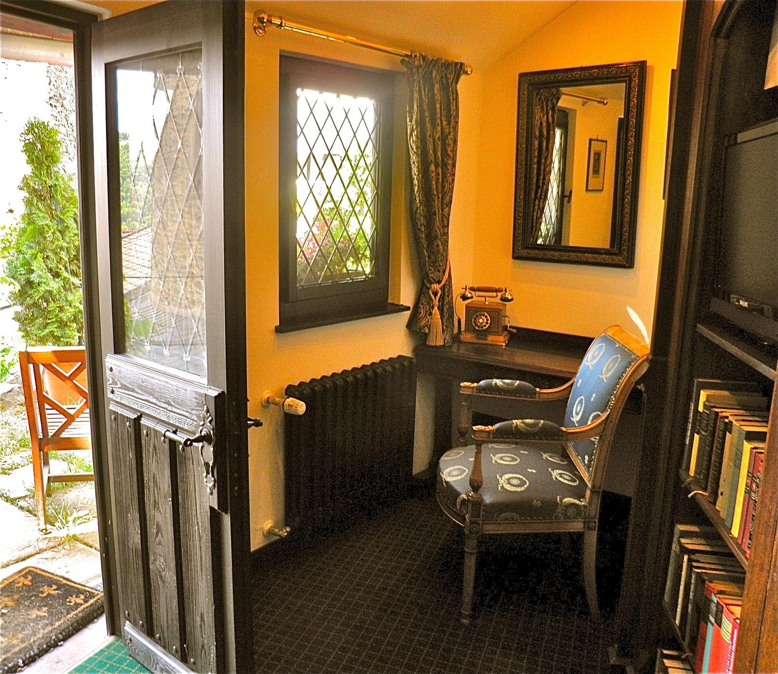 Sieben-Jungfrauen-Suite Nr. 13 image 3 - Burg Hotel auf Schönburg | Oberwesel | Deutschland