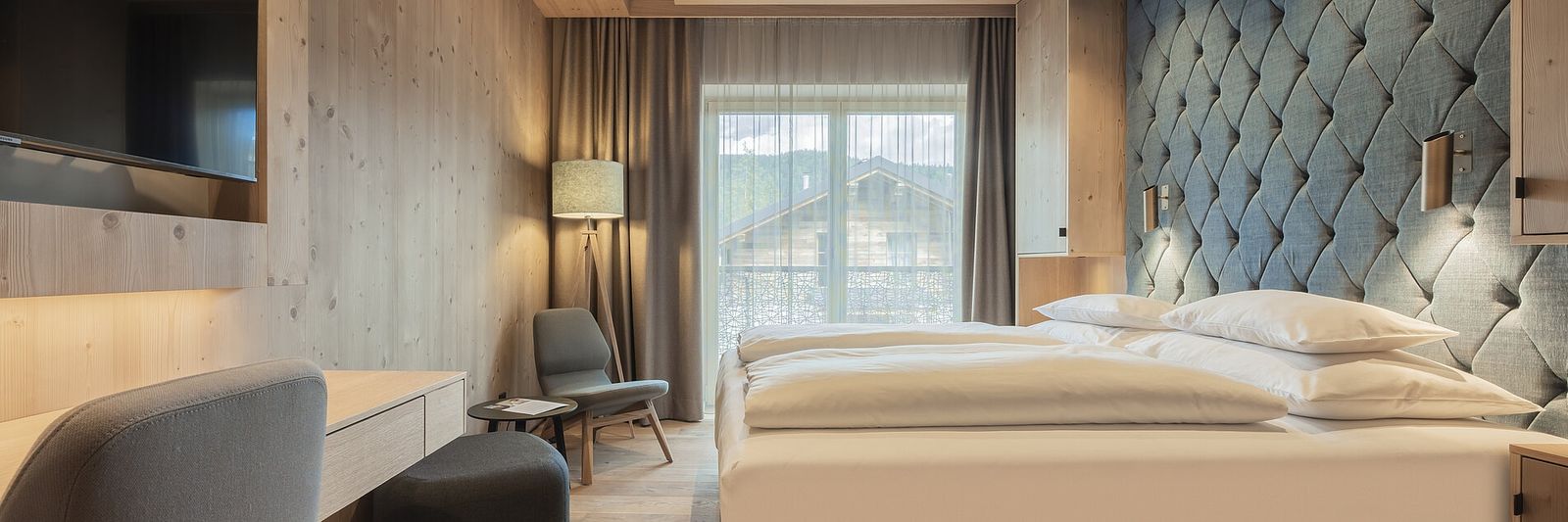 Juniorsuite Eleganz  image 3 - Hotel Kristall | Leutasch | Tirol | Austria