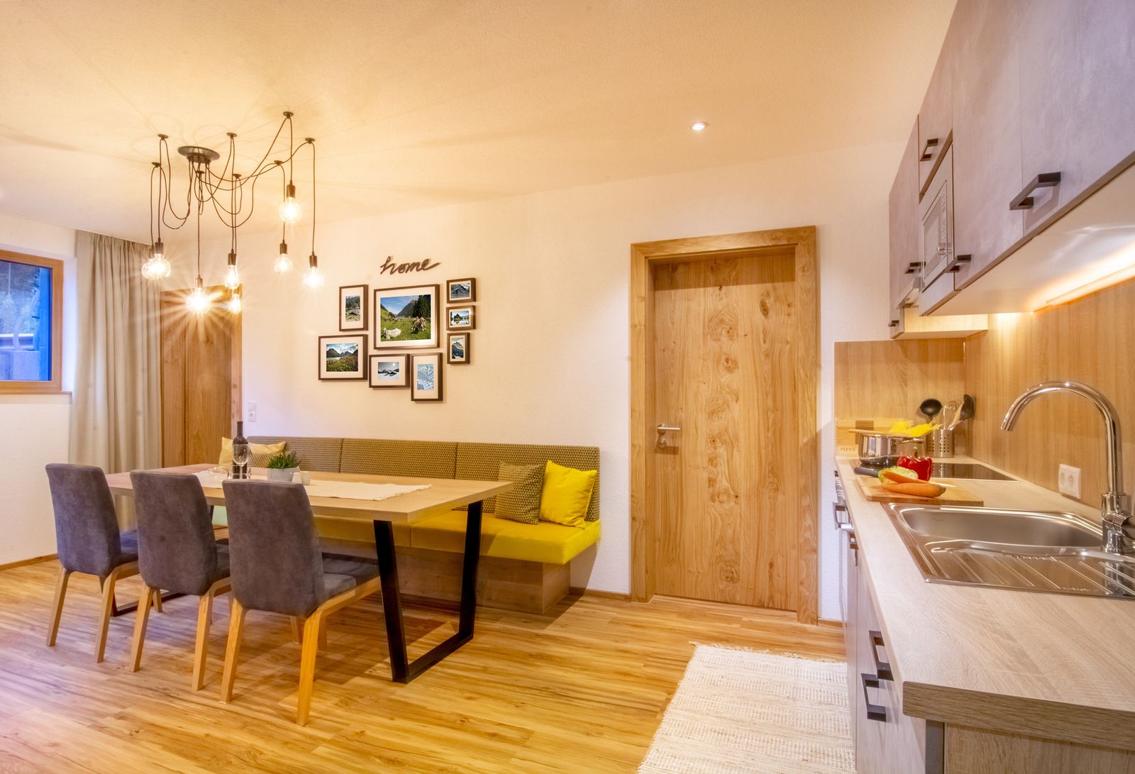  Didis #holidayhome - Großes Apartment für 10-11 Personen image 5 - Apartment Didis Holiday Home | Ischgl | Tirol | Austria