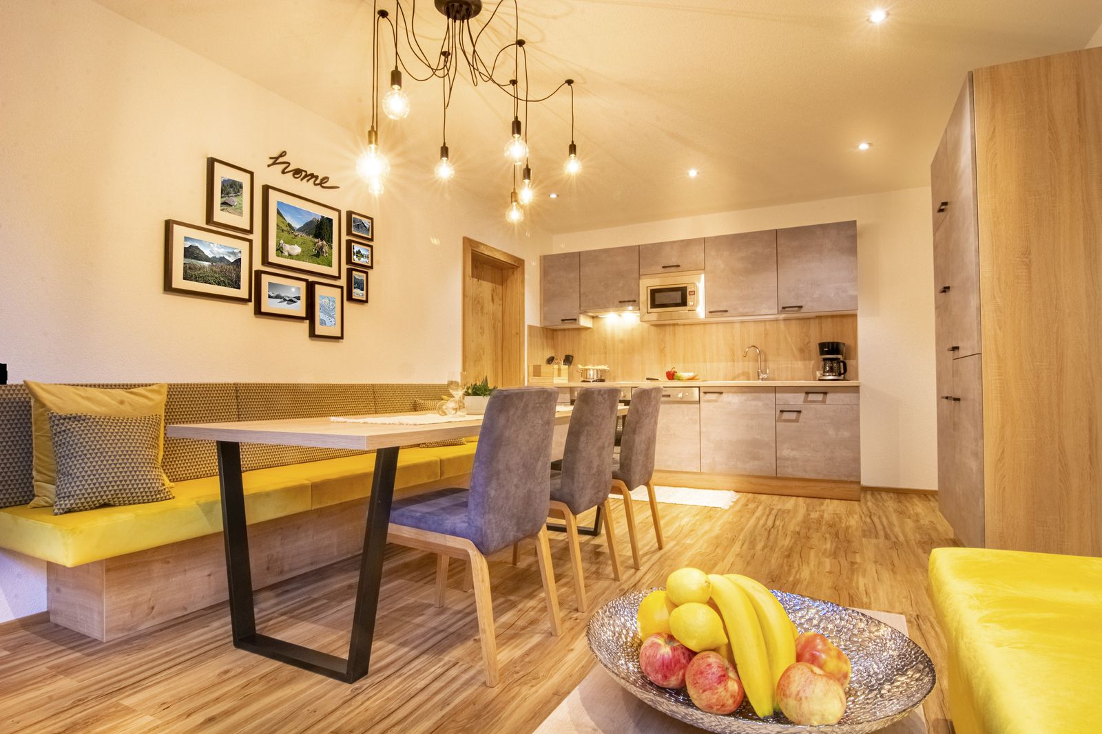  Didis #holidayhome - Großes Apartment für 10-11 Personen image 1 - Apartment Didis Holiday Home | Ischgl | Tirol | Austria