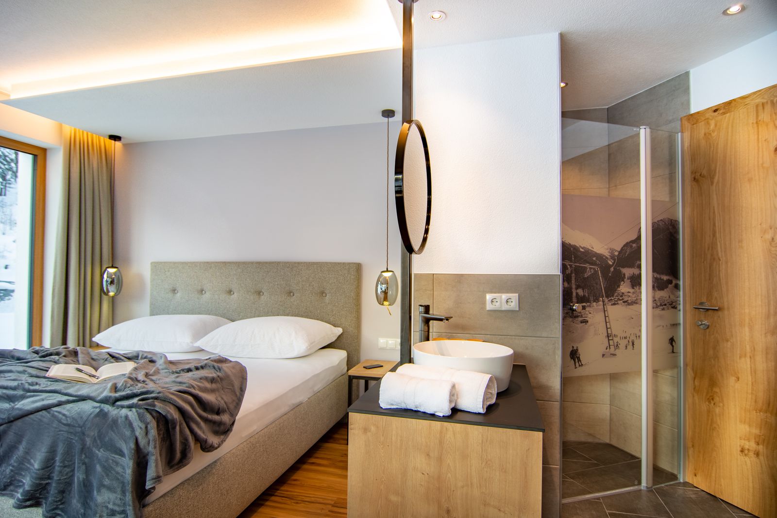 Didis #holidayhome - Panorama Doppelzimmer  image 7 - Apartment Didis Holiday Home | Ischgl | Tirol | Austria