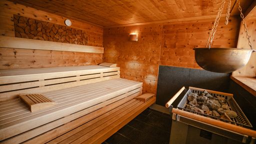 Zirbensauna im Wellnesshotel Hofbräuhaus in Bodenmais – 4-Sterne-Wellnesshotel im Bayerischen Wald
