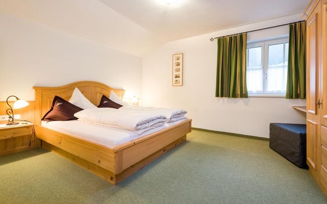Wohlfühlwohnung Bergblick image 2 - Landhaus Alpensonne | Tannheimertal | Austria