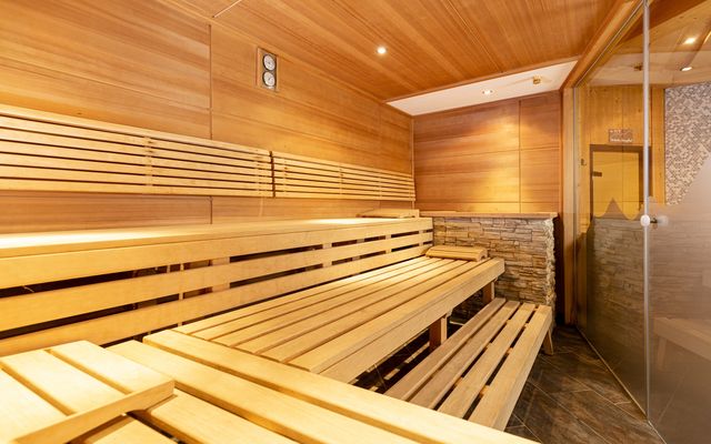 Hotel Hintertuxerhof Zillertal Tirol 2020 LO (143).jpg