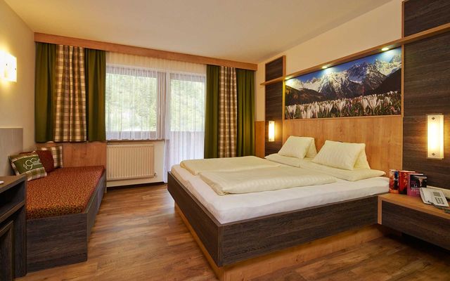 Unterkunft Zimmer/Appartement/Chalet: Doppelzimmer Tirol Superior