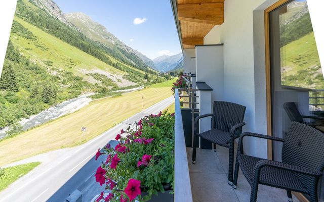Panoramazimmer image 3 - Wohlfühl - Hotel Gundolf | Pitztal | Tirol | Austria