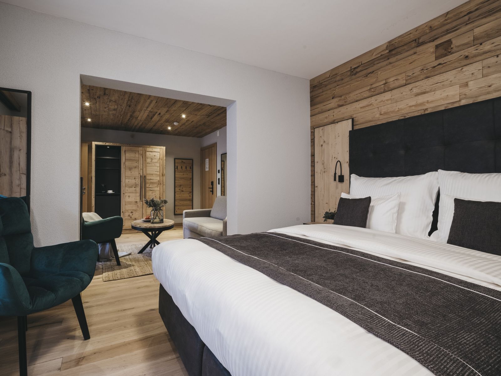 Suite mit 2 Schlafzimmern image 1 - VAYA Resort Hotel | VAYA Pfunds | Tirol | Austria