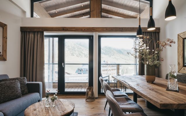 Unterkunft Zimmer/Appartement/Chalet: 5 Zimmer Penthouse mit Panorama Blick