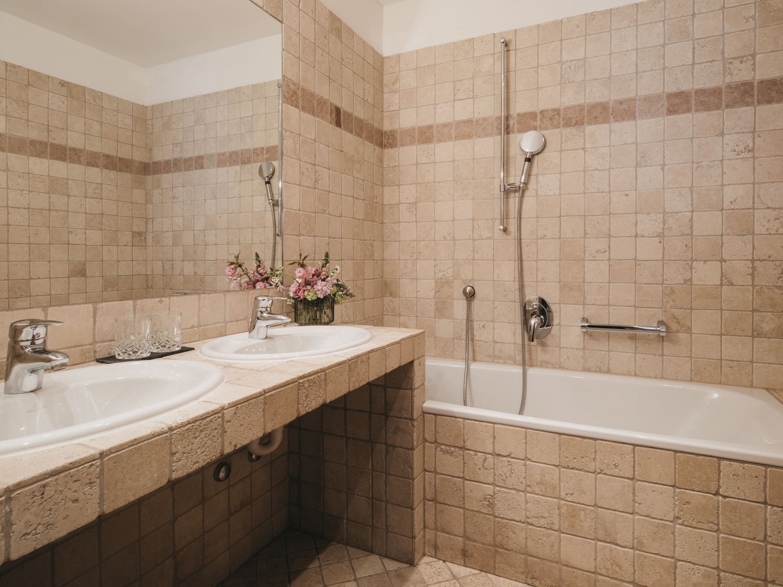 Grand Deluxe Zimmer mit Panorama Blick image 6 - VAYA Resort Hotel | VAYA Seefeld | Tirol | Austria