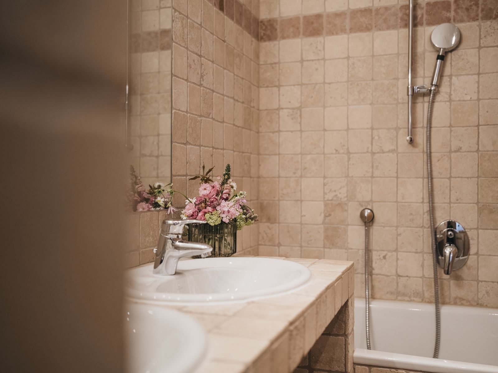 Grand Deluxe Zimmer mit Panorama Blick image 7 - VAYA Resort Hotel | VAYA Seefeld | Tirol | Austria