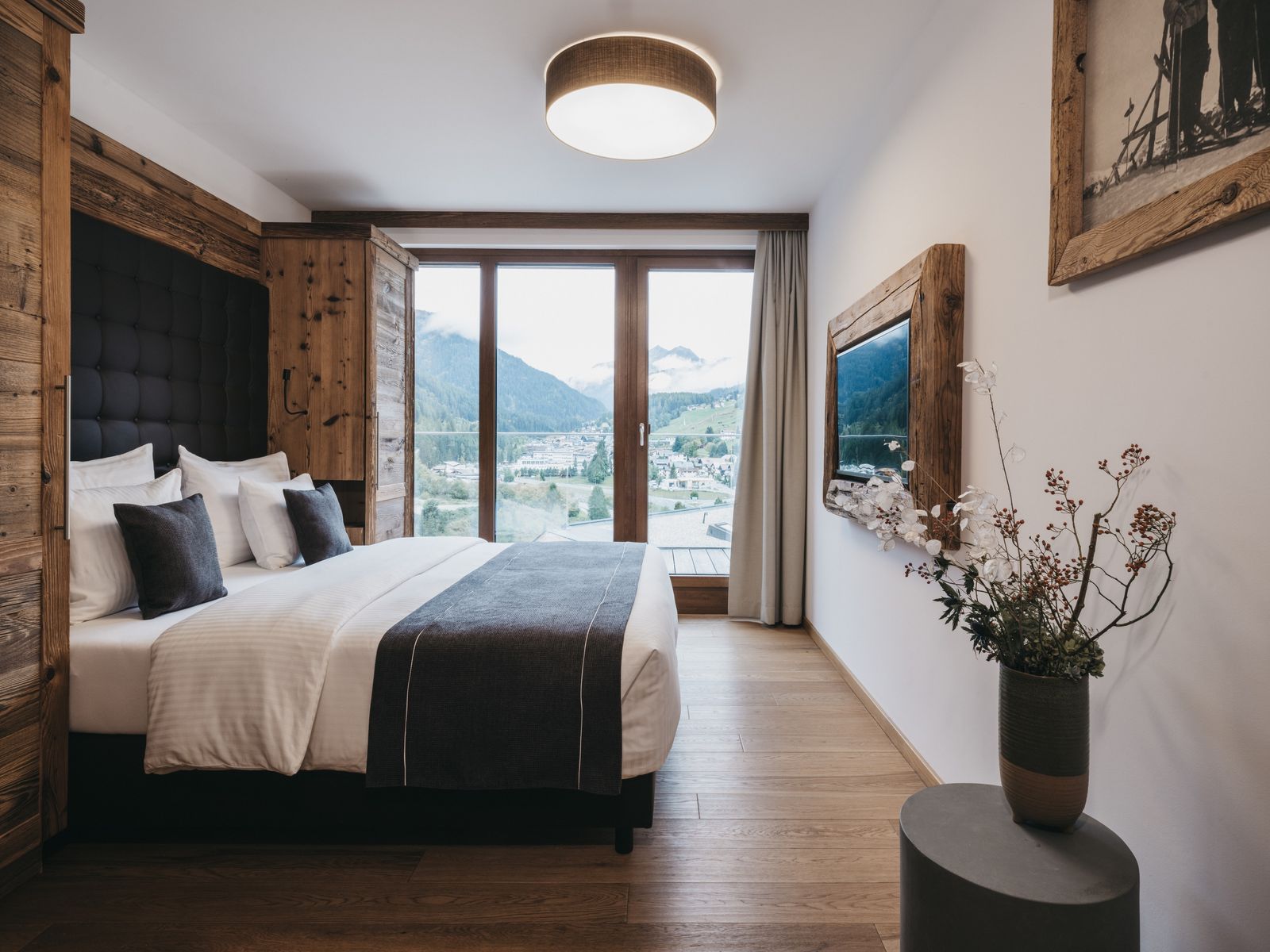 3 Zimmer Apartement Deluxe image 2 - VAYA Apartements  VAYA St. Anton am Arlberg | Tirol | Austria