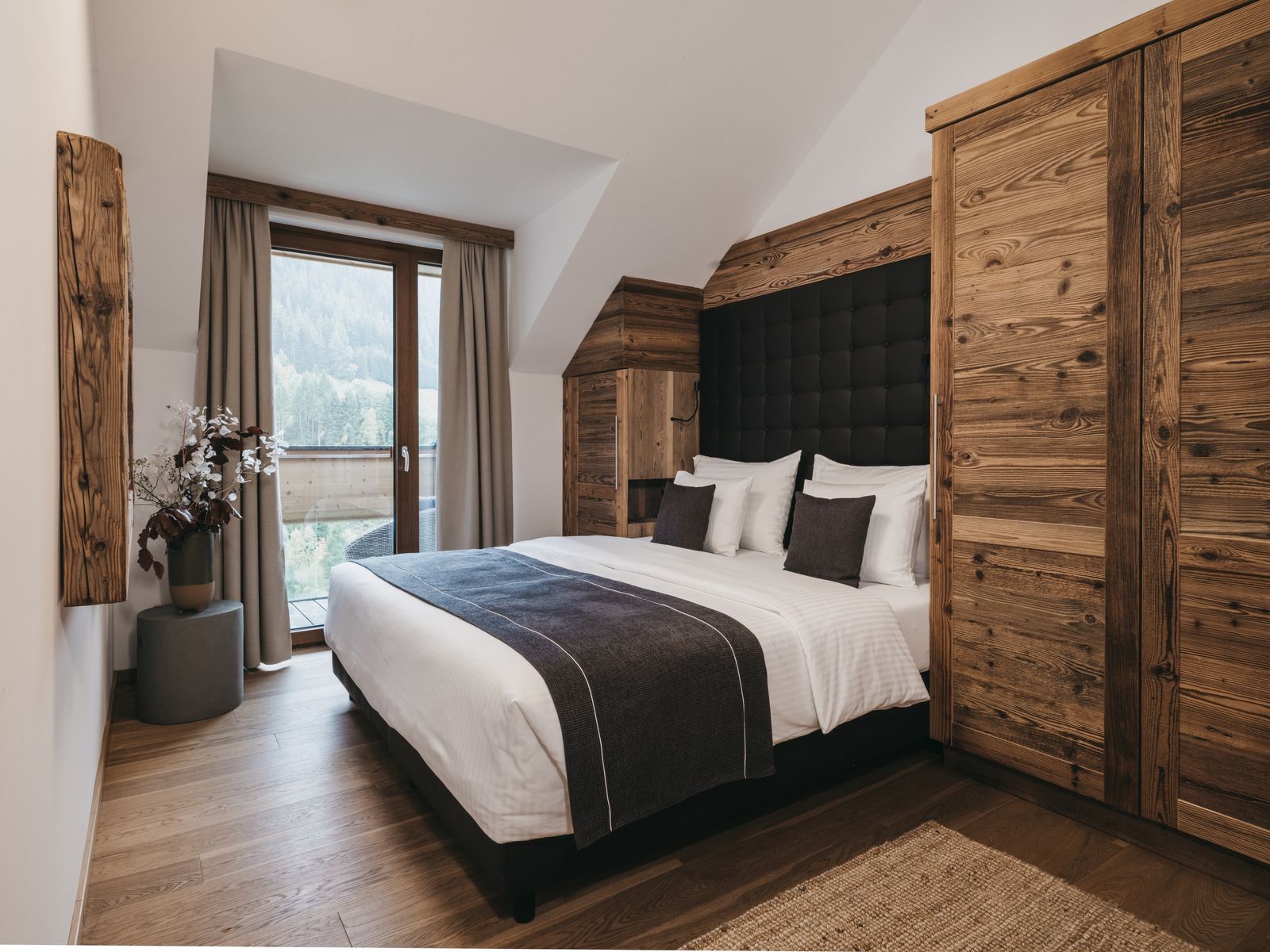 5 Zimmer Apartement Superior image 3 - VAYA Apartements  VAYA St. Anton am Arlberg | Tirol | Austria