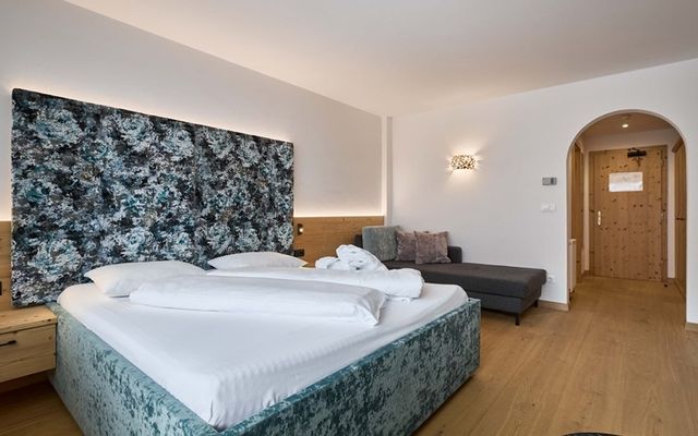 Deluxe Doppelzimmer image 3 - Wellness Sporthotel | Ratschings | Südtirol