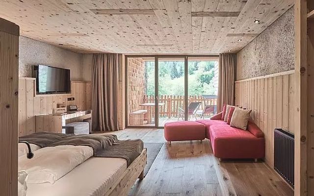 Accommodation Room/Apartment/Chalet: Mountain Lodge