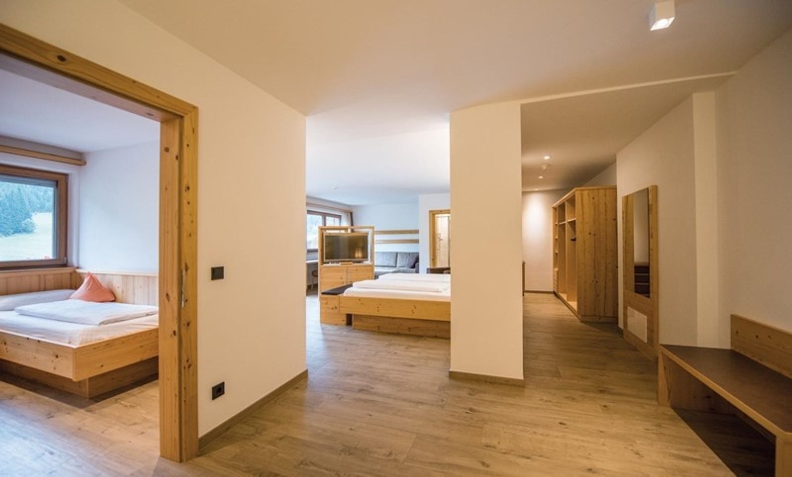 Panorama Suite image 2 - Berghotel Ratschings