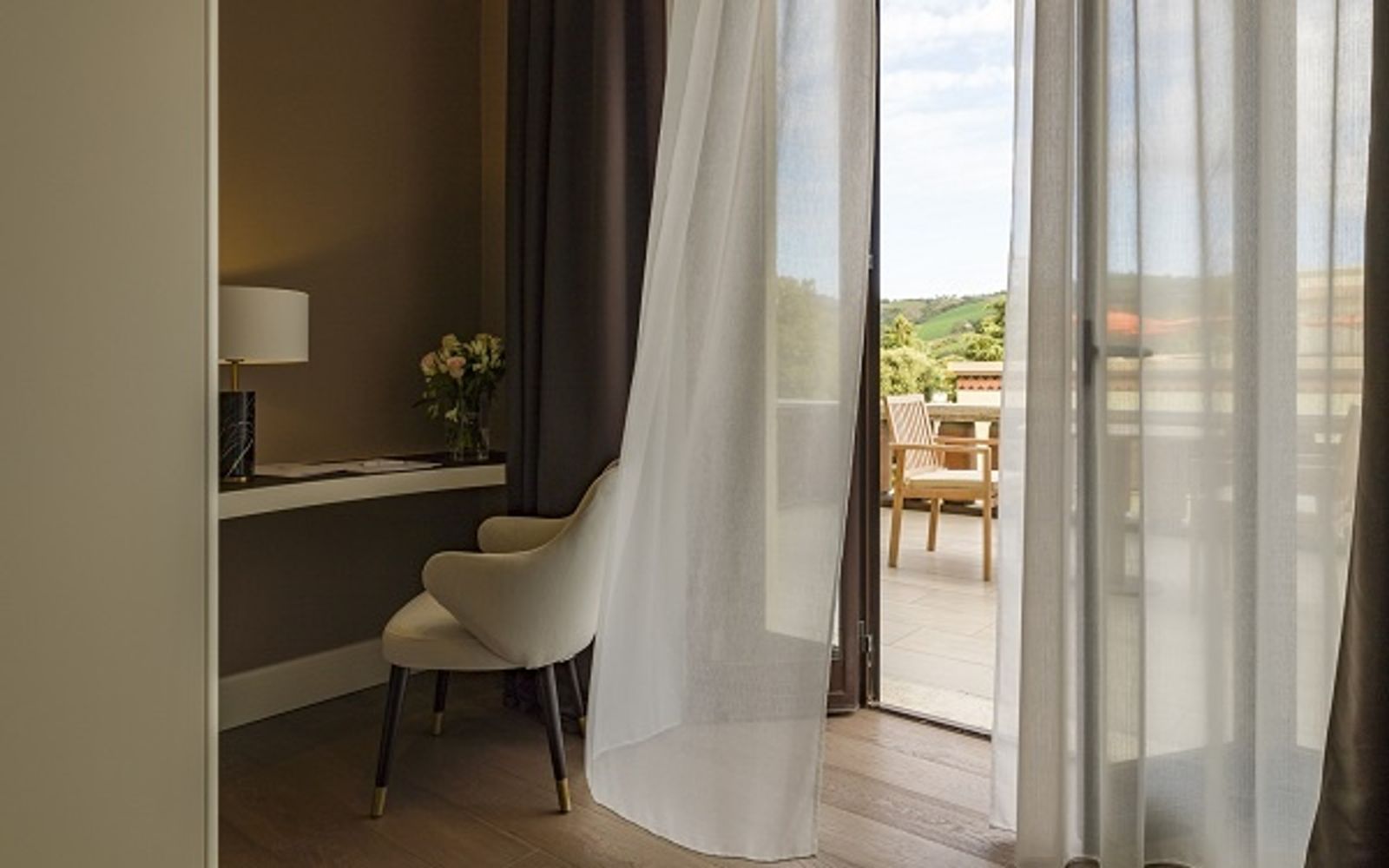 DOPPEL-/DOPPEL-DELZIMMER DELUXE MIT TERRASSE image 3 - Wellnesshotel Grand Hotel Castrocaro Longlife Formula | Castrocaro Terme | Italien