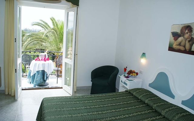 Elite Junior Suite image 5 - Hotel Ristorante Borgo La Tana | Maratea | Basilicata | Italy