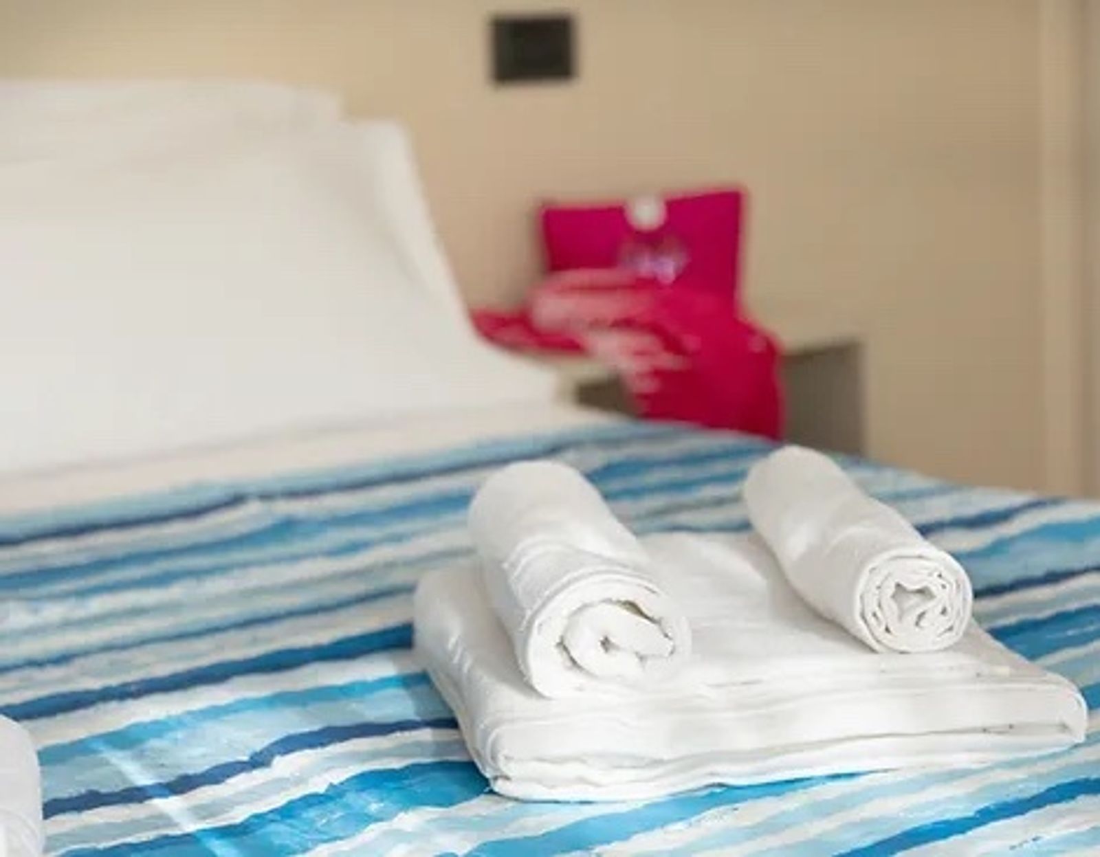 Dreibettzimmer image 3 - Hotel Mignon | Riccione | Italy
