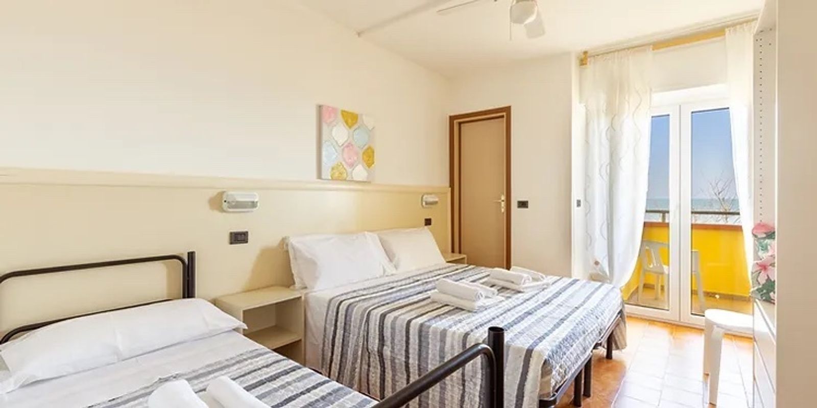 Dreibettzimmer image 4 - Hotel Mignon | Riccione | Italy