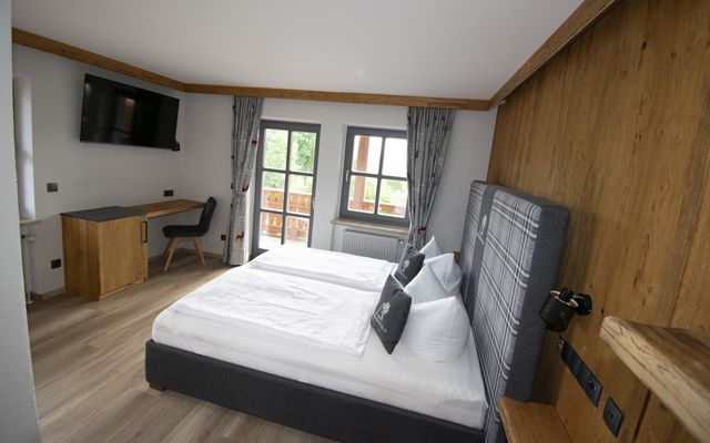 Hirsch Ingo image 2 - Familotel Bayerischer Wald Der Böhmerwald