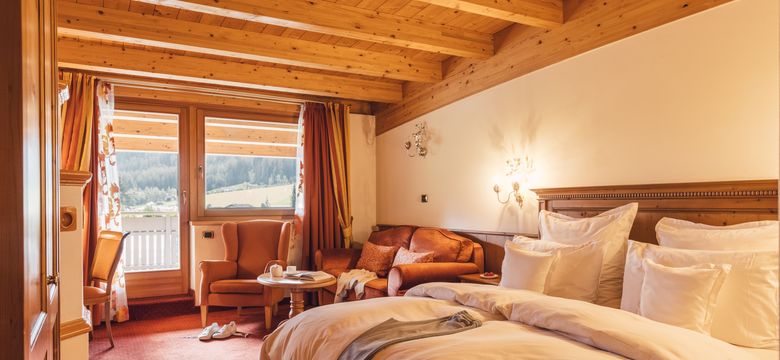 Luxury Hideaway & Spa Retreat Alpenpalace: Junior suite Belvedere image #1