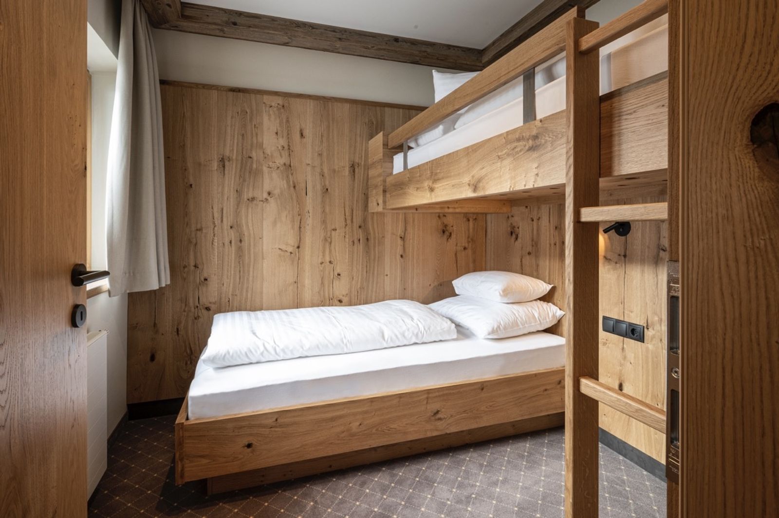 Familienzimmer Edelweiss image 10 - Alpenresort Hotel Fluchthorn